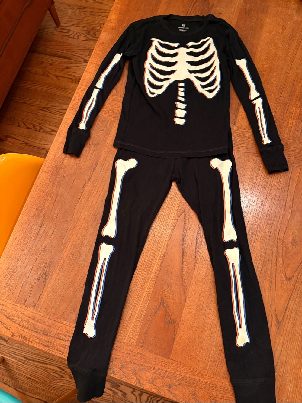 GAP kids Skeleton Halloween Pajamas Glow in the Dark size 12 black 🎃